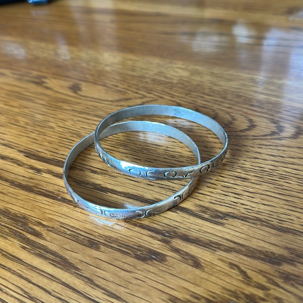 Vintage Taxco Mexico sterling silver bangles